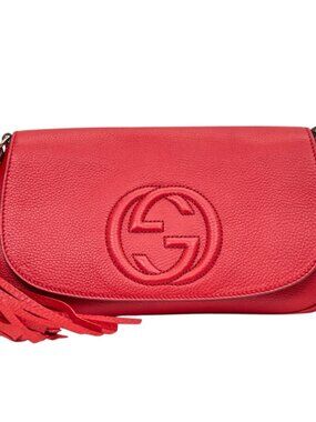 Gucci Soho Chain Flab Bag in Red Pebbled Calfskin Leather